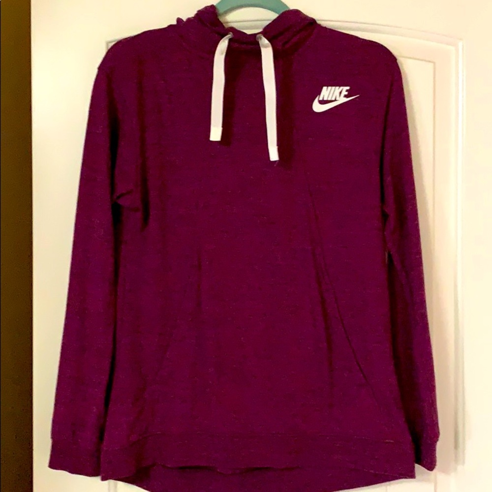 Nike hooded sweatshirt size XS in burgundy